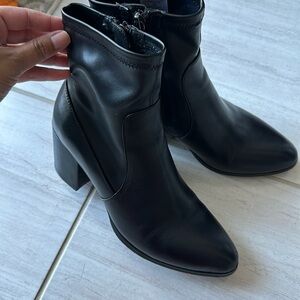 Black Blondo Booties